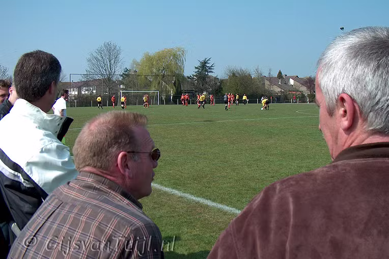 2003_04_12 Lo HSSC61 - GVV63 12-04-03