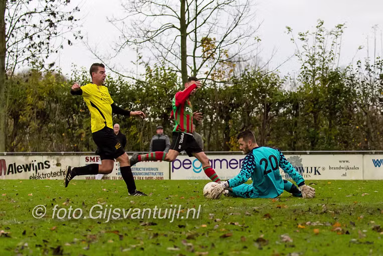 2017_11_25 vvHaaften 1 - GVV63 1 4-2