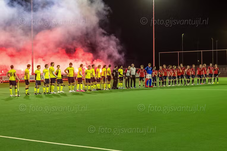 2025_10_10 2025_10_10 MHC Bomm H1 - Prinsenbeek H 1 5-4 S Cup