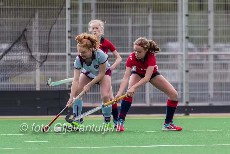 2017_04_15 Lo MHC Bomm MC1 - Zwaluwen 4-4 vr