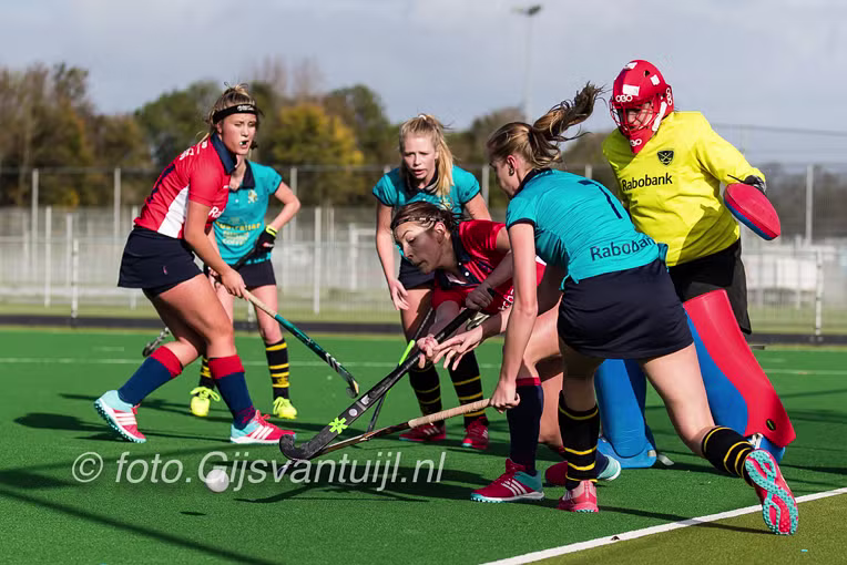 2017_10_29 MHC Bomm D1 - HCOB Overb D1 2-4